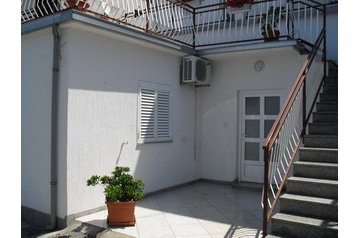 Croatia Privát Senj, Exterior